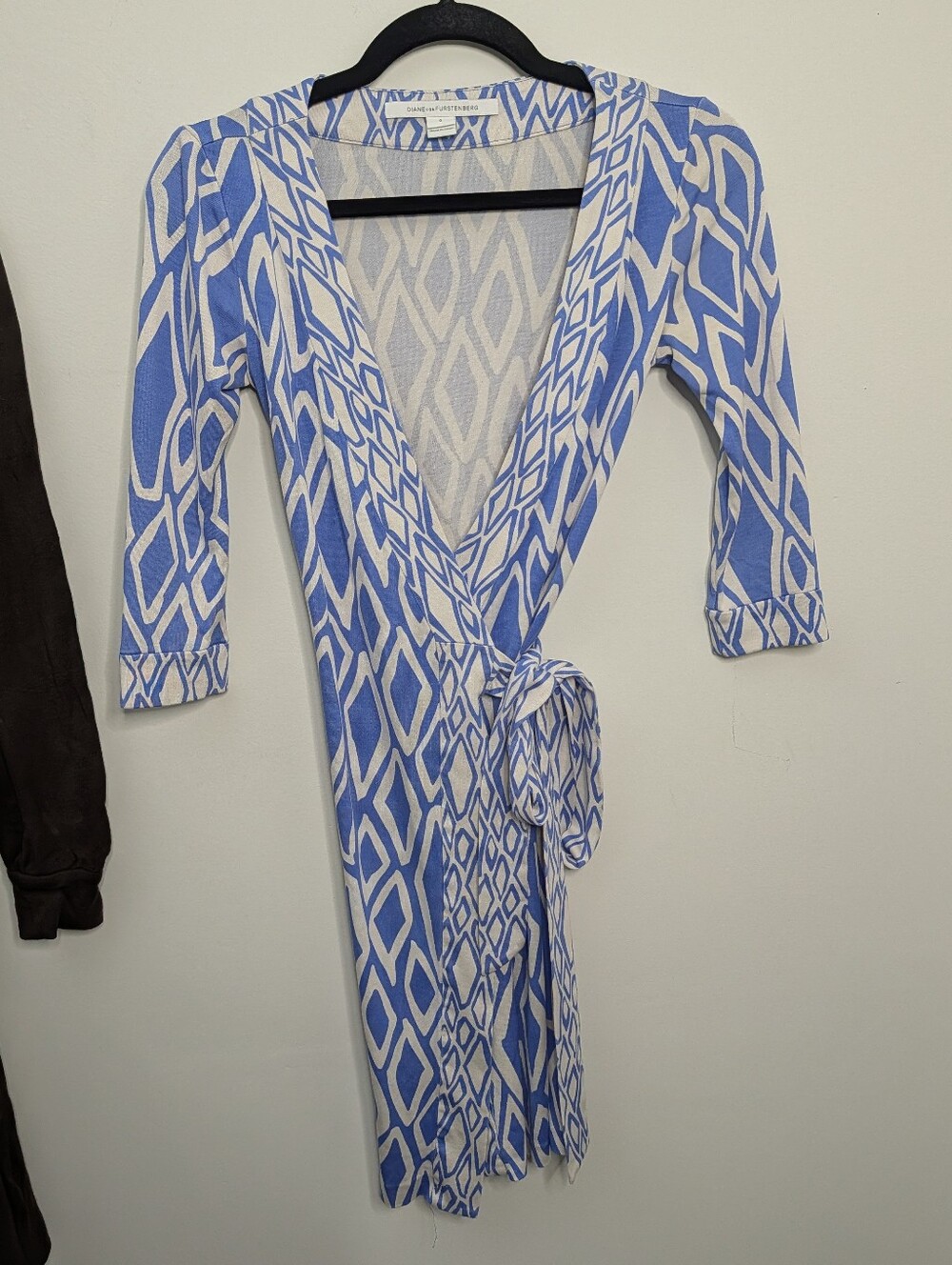 Diane von Furstenberg DVF Silk Wrap Dress Size 0 - Banded Julian, 3/4 Sleeves
